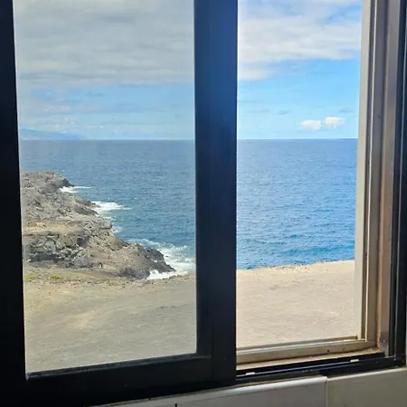 El Mar En Casa Apartment *